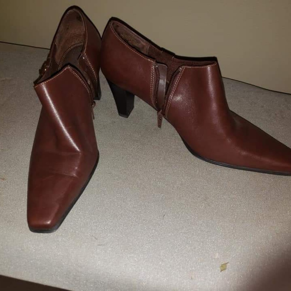 Ankle boots